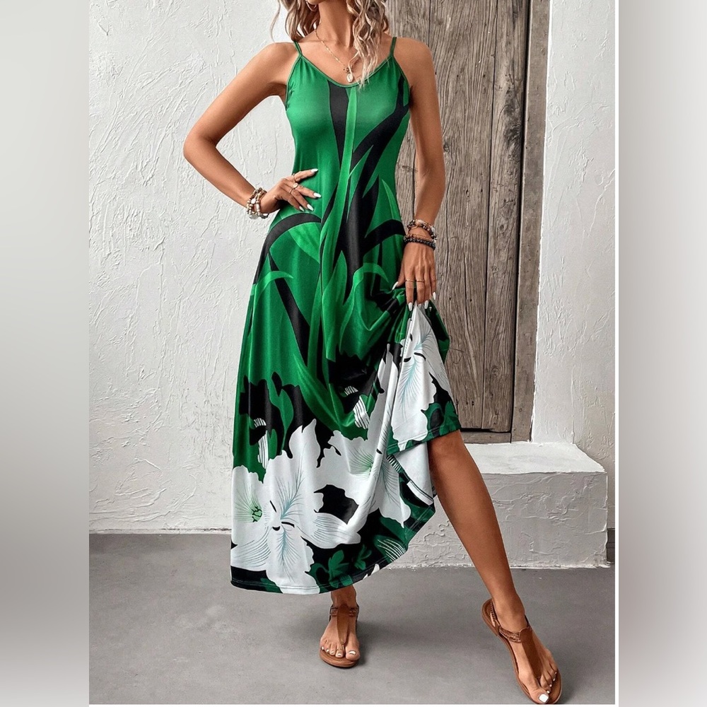 Floral Print Cami Maxi Dress Green - Picture 2 of 6